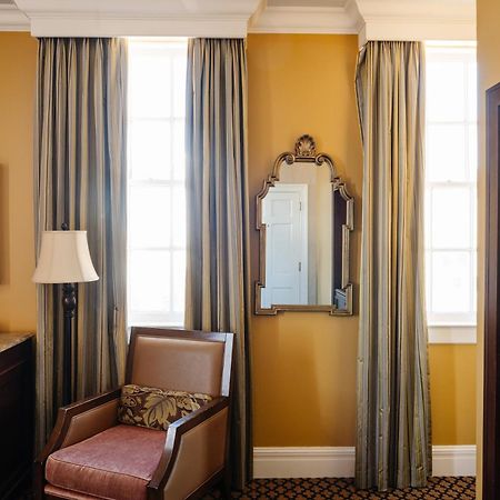 Отель The Lafayette New Orleans By Kasa Экстерьер фото