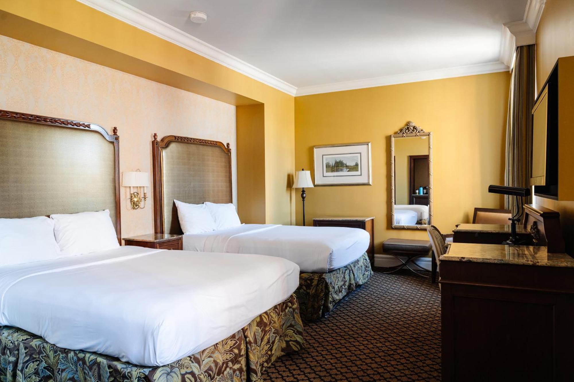 Отель The Lafayette New Orleans By Kasa Экстерьер фото