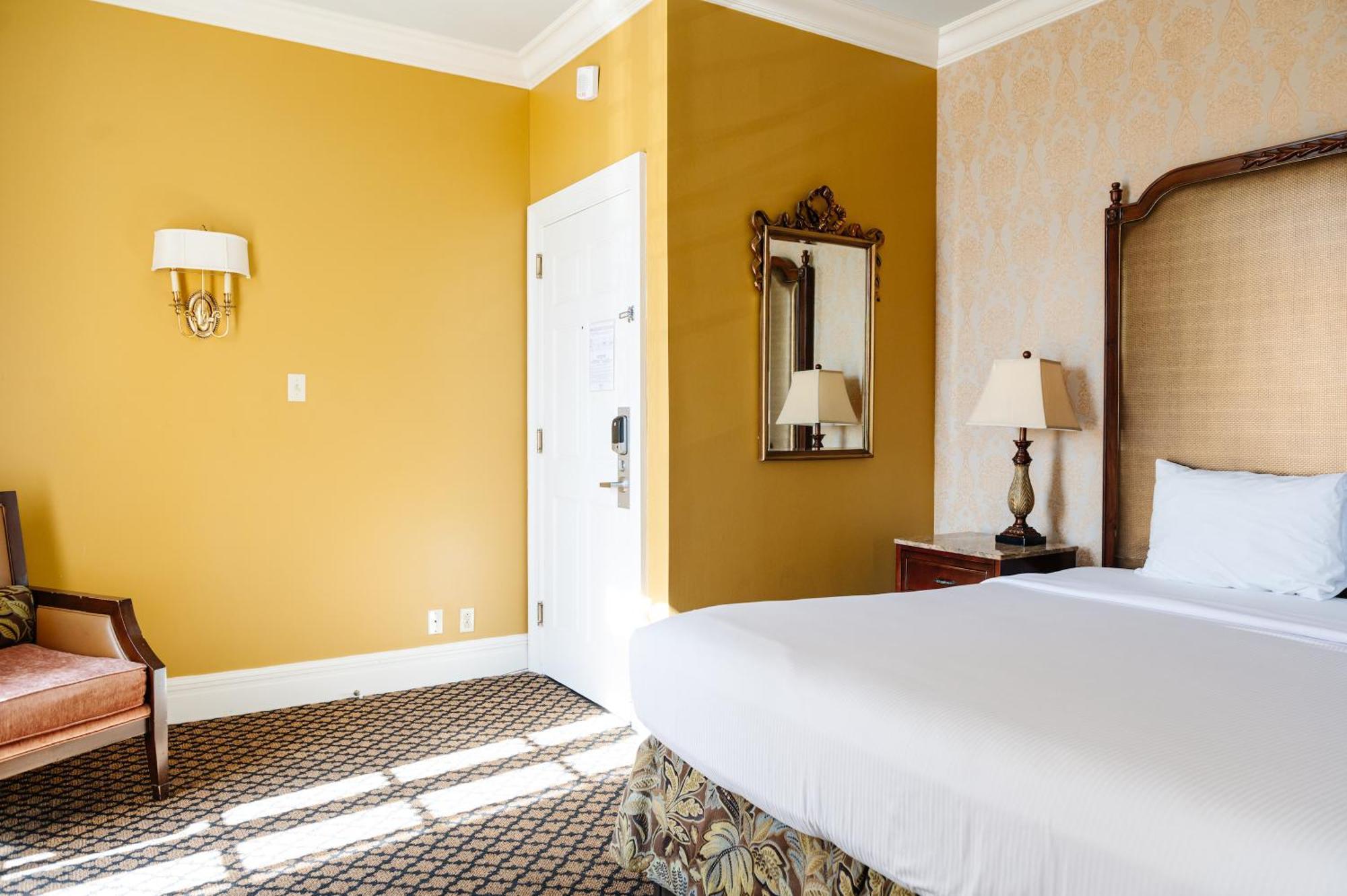 Отель The Lafayette New Orleans By Kasa Номер фото