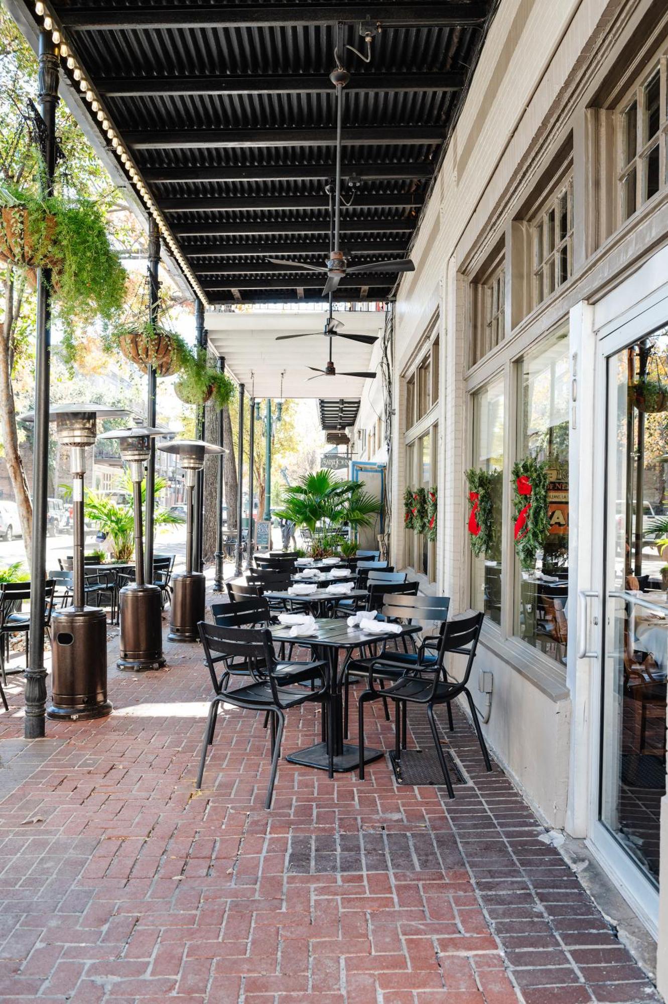 Отель The Lafayette New Orleans By Kasa Экстерьер фото