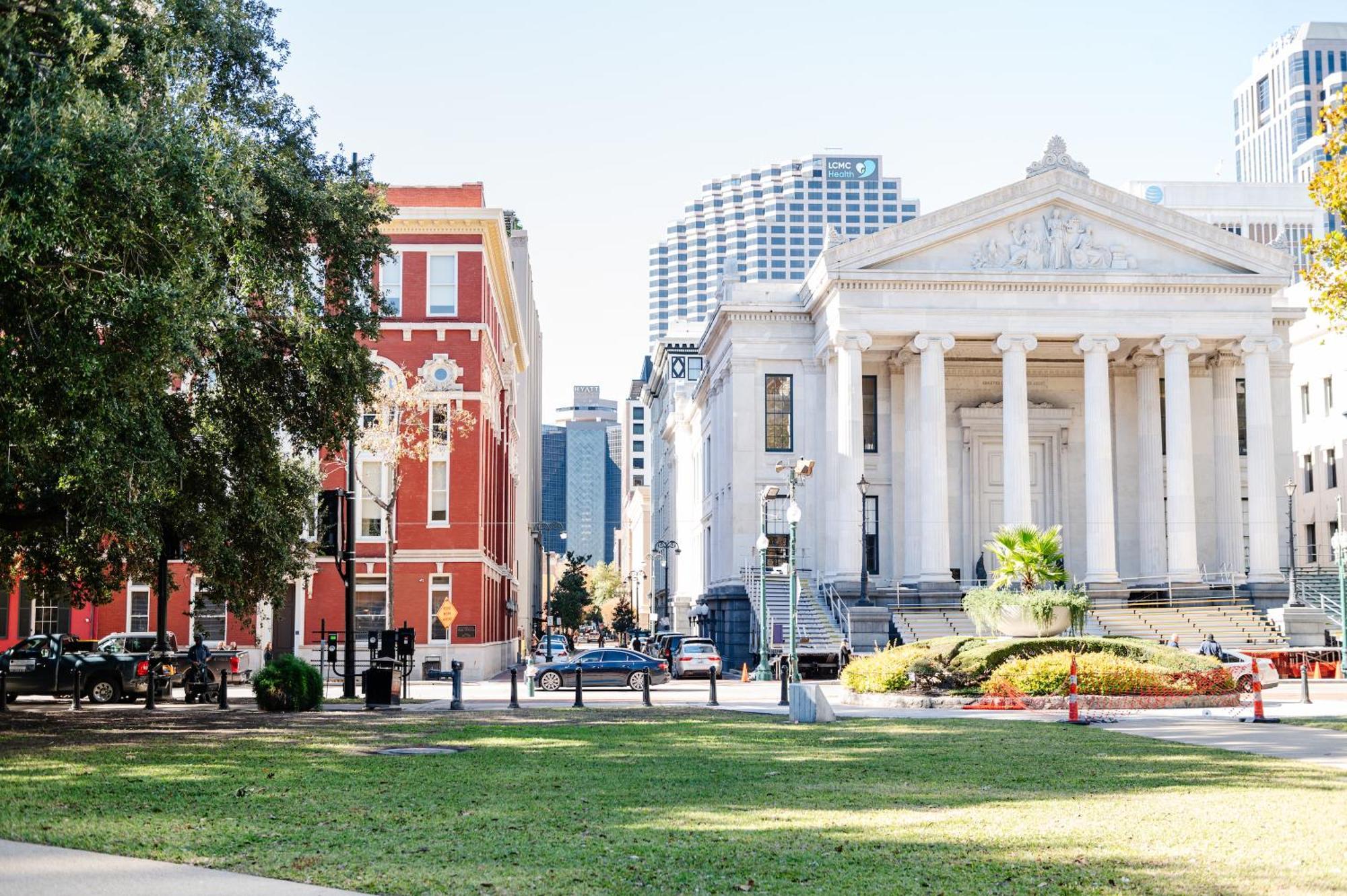 Отель The Lafayette New Orleans By Kasa Экстерьер фото